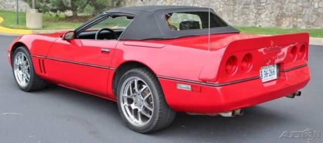 1989 Chevrolet Corvette Base 2dr Convertible - photo 7