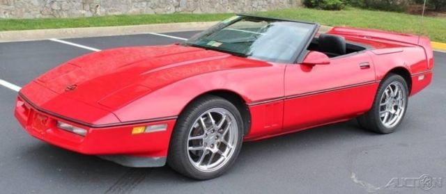 1989 Chevrolet Corvette Base 2dr Convertible - photo 9