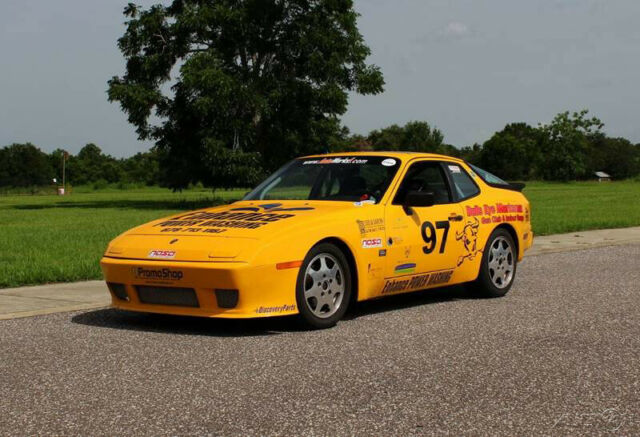 1989 Porsche 944 Base 2dr Hatchback - photo 4