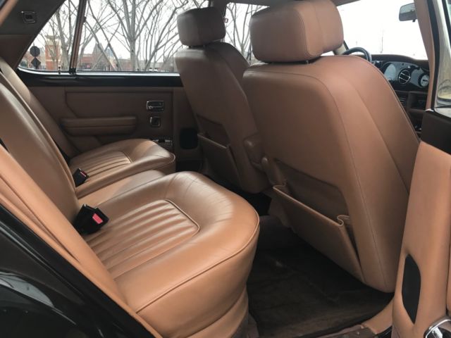 1989 Bentley Eight Base Sedan 4-Door - photo 8