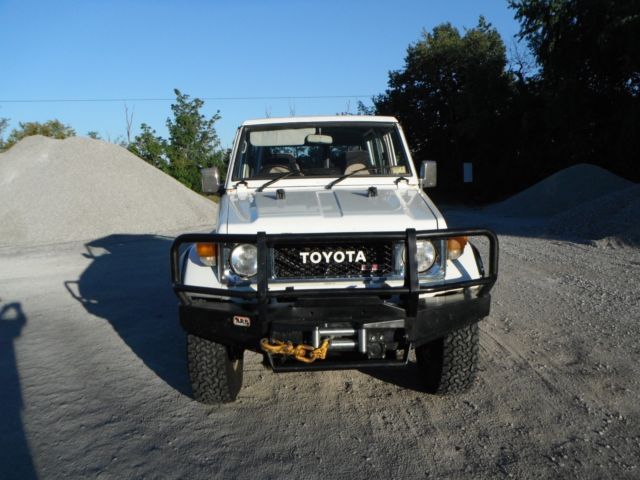 1989 Toyota Land Cruiser LX - photo 2