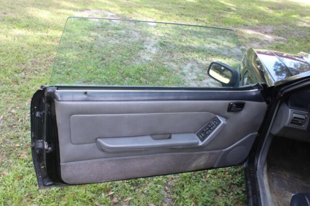 1989 Ford Mustang - photo 7
