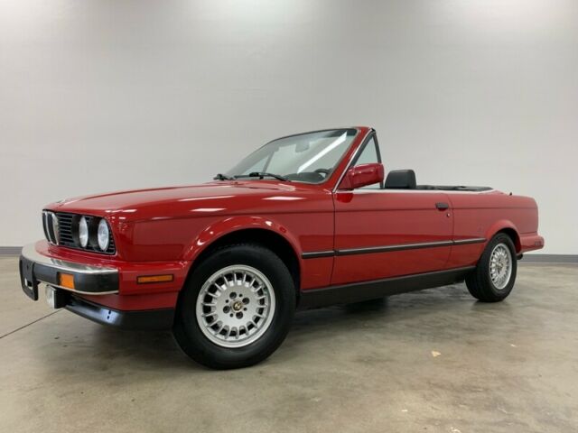 1989 BMW 325i 33,477 Miles Red 0 A 1989 BMW 3-Series --