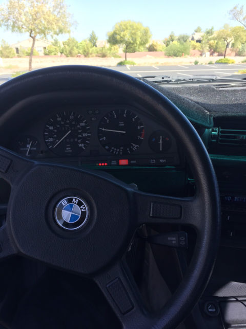 1989 BMW 3-Series Base Sedan 4-Door - photo 8