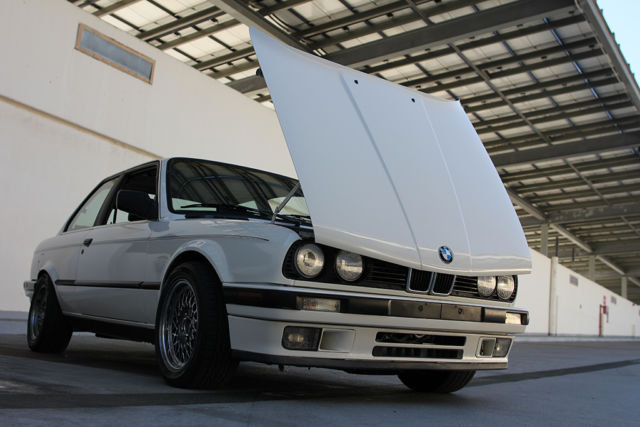 1989 BMW 325i S52 E30 M3 6 Speed 1989 BMW 3-Series