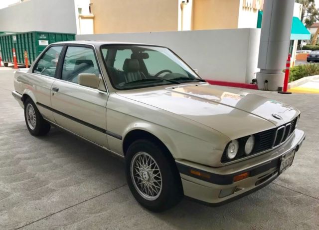 1989 BMW 3-Series 325is - photo 2