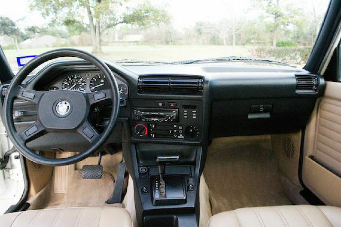 1989 BMW 3-Series Pinstripes - photo 3