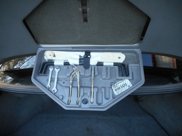 1989 BMW 7-Series leather - photo 11