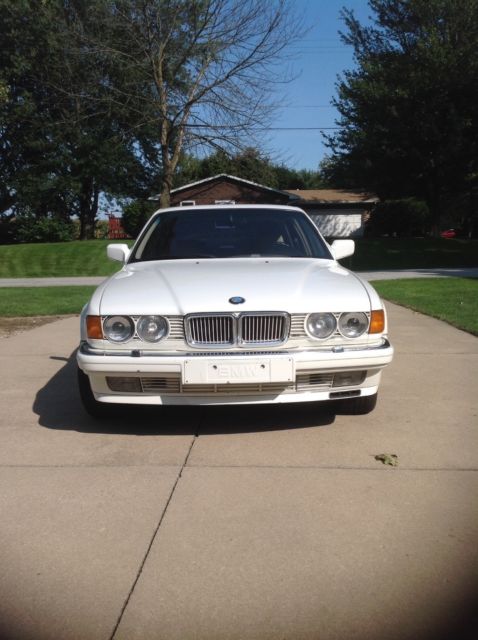 1989 BMW 7-Series 750iL - photo 2