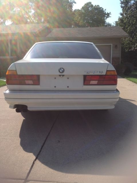 1989 BMW 7-Series 750iL - photo 4