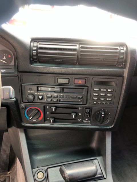 1989 BMW 3-Series 325is - photo 8