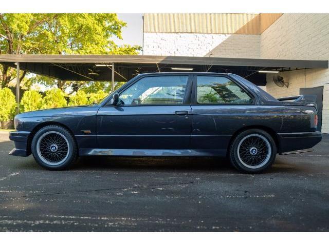 1989 BMW E30 M3 JOHNNY CECOTTO EDITION - photo 4