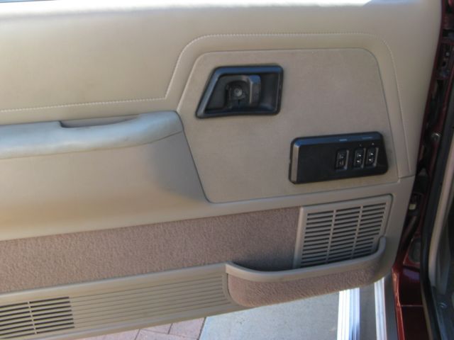 1989 Ford Bronco II Eddie Bauer edition - photo 11