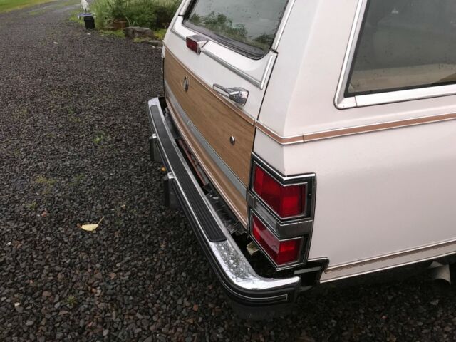 1989 Buick Electra Wagon - photo 4