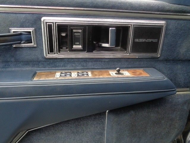 1989 Buick LeSabre 4dr Sedan Custom - photo 13