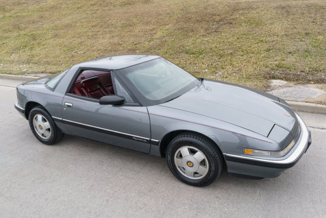 1989 Buick Reatta Coupe - photo 12