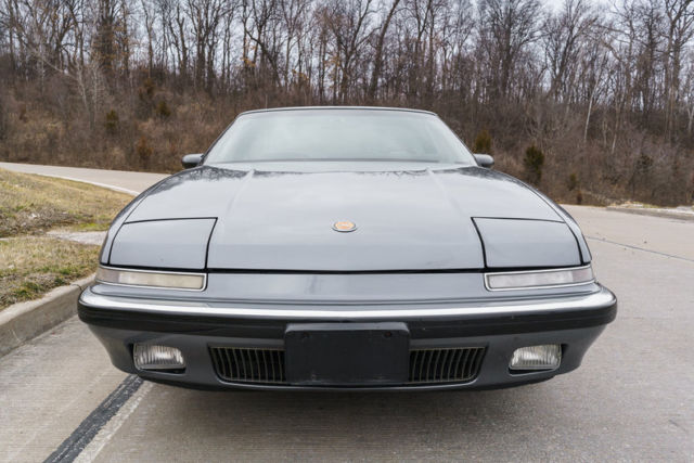 1989 Buick Reatta Coupe - photo 2