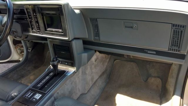 1989 Buick Reatta - photo 4