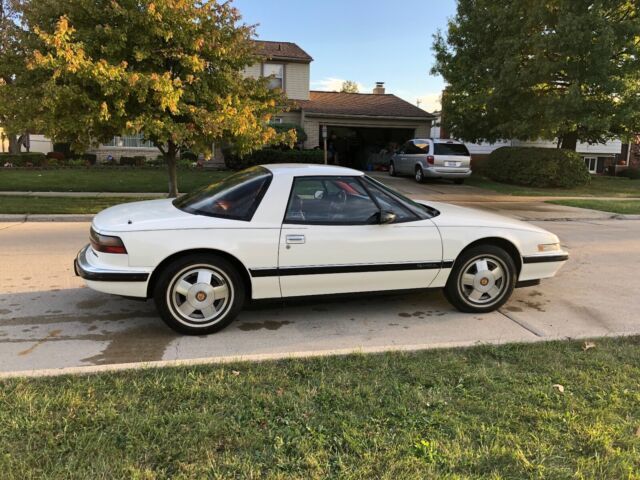 1989 Buick Reatta - photo 6