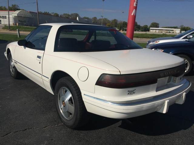 1989 Buick Reatta Base 2dr Coupe - photo 3