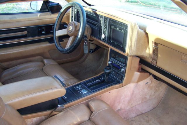 1989 Buick Reatta 2dr Coupe - photo 13