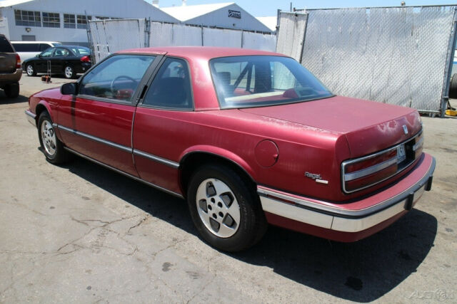1989 Buick Regal Custom - photo 3