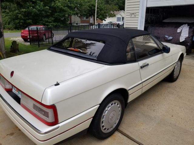 1989 Cadillac Allante CONVERTIBLE - photo 6