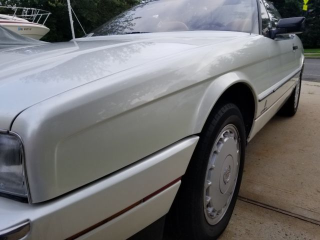 1989 Cadillac Allante CONVERTIBLE - photo 8