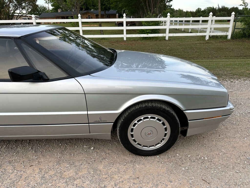 1989 Cadillac Allante Leather, 20K Miles, 1 Owner, AC Works - photo 11
