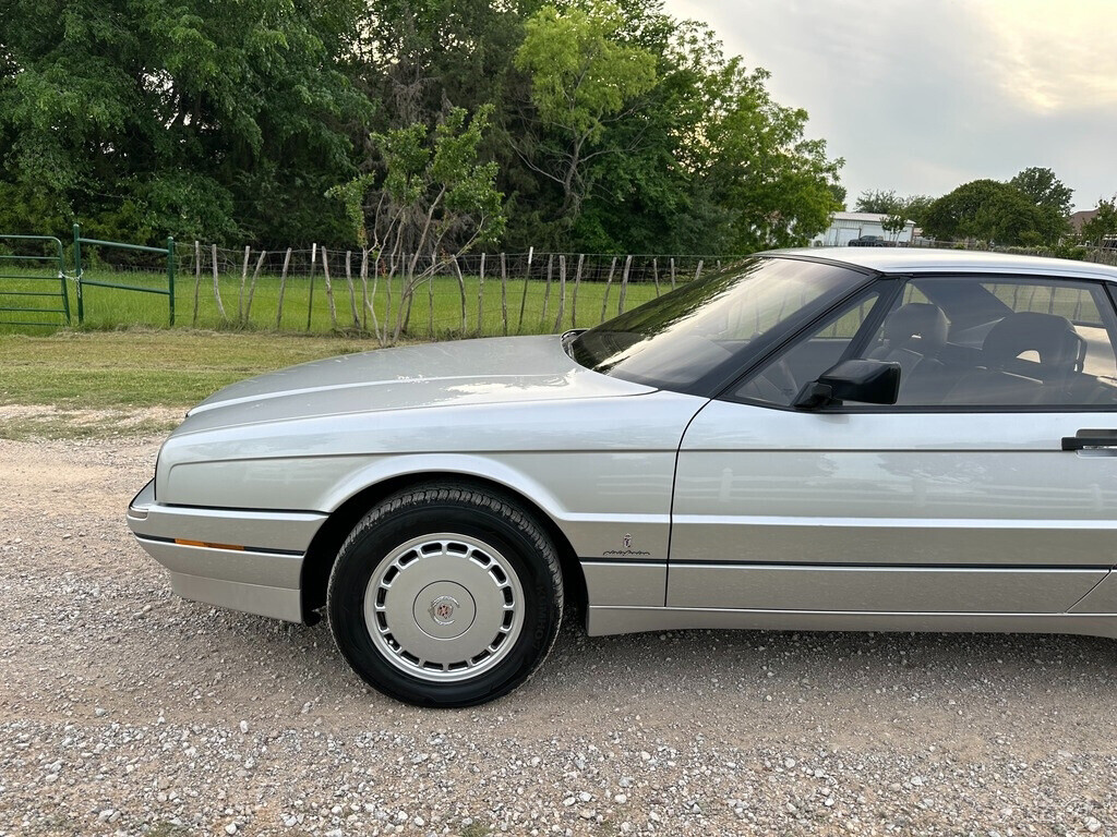 1989 Cadillac Allante Leather, 20K Miles, 1 Owner, AC Works - photo 9