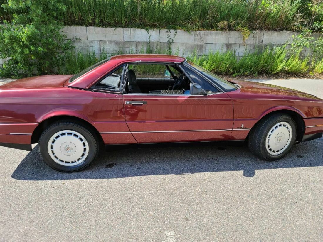 1989 Cadillac Allante Base 2dr Convertible - photo 8