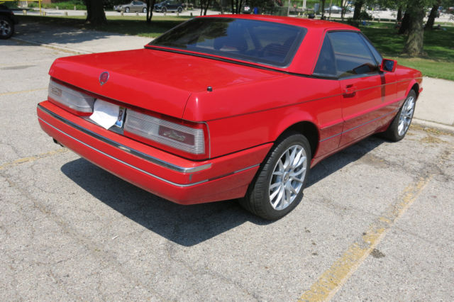 1989 Cadillac Allante Convertible - photo 2