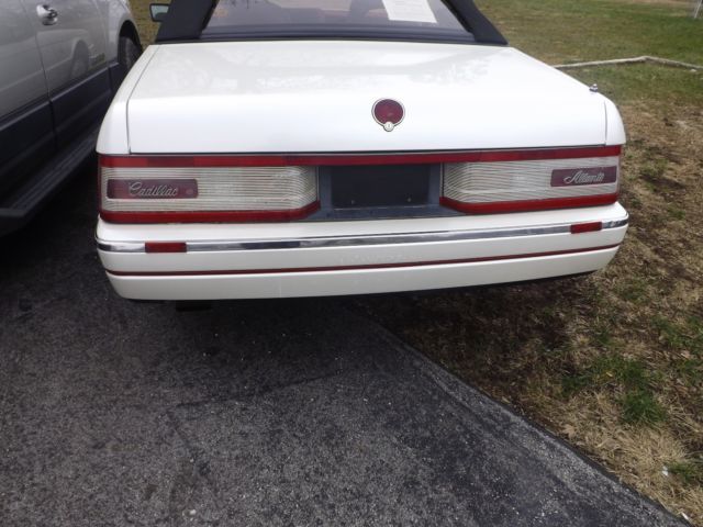 1989 Cadillac Allante CONVERTIBLE - photo 13
