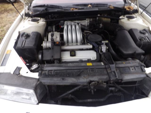1989 Cadillac Allante CONVERTIBLE - photo 3