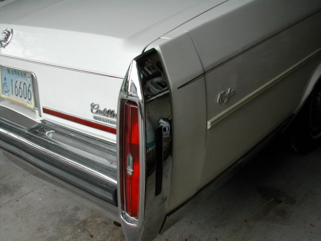 1989 Cadillac Brougham - photo 3