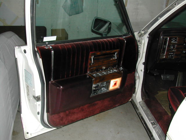 1989 Cadillac Brougham - photo 5