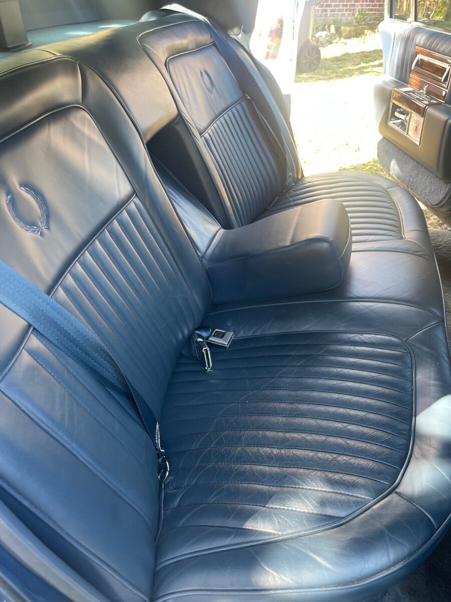 1989 Cadillac Brougham - photo 7