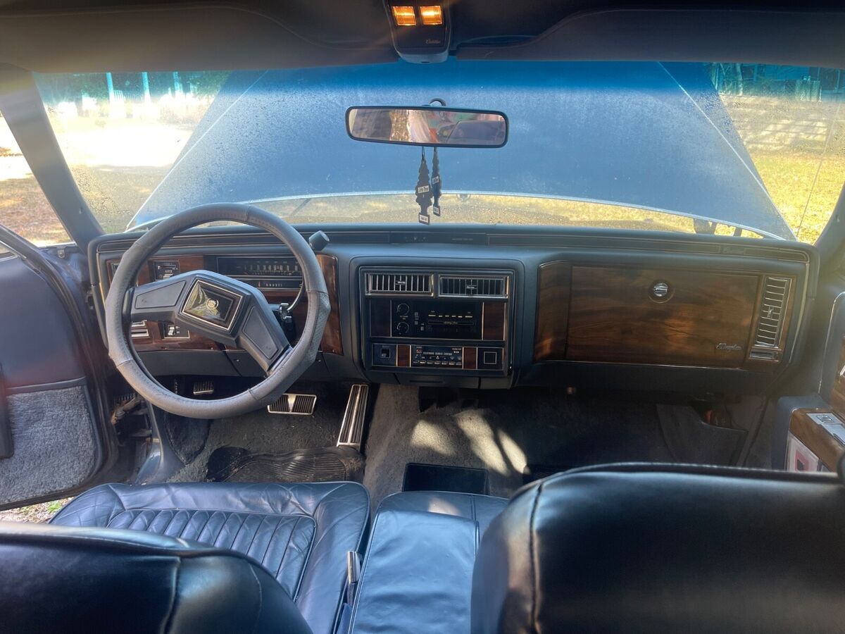 1989 Cadillac Brougham - photo 8
