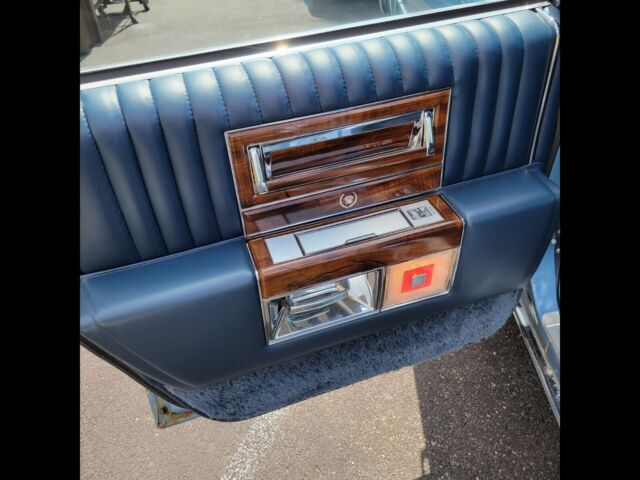 1989 Cadillac Brougham - photo 5