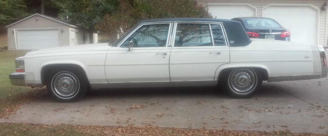 1989 Cadillac Brougham Vinyl Top