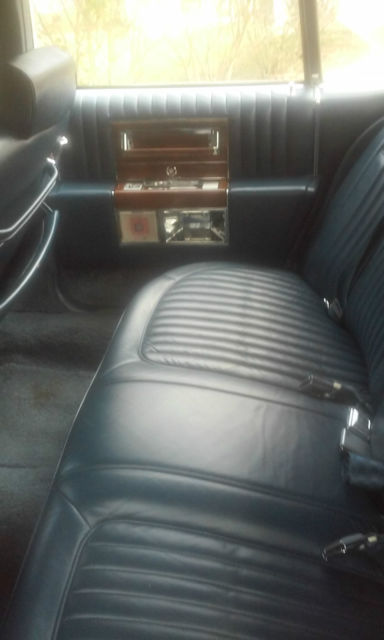 1989 Cadillac Brougham Vinyl Top - photo 10