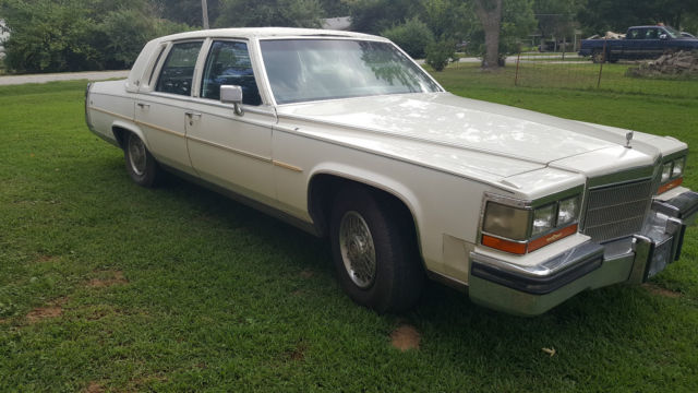1989 Cadillac Brougham - photo 3