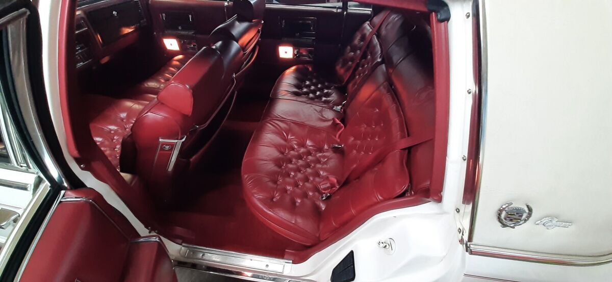 1989 Cadillac Brougham - photo 11