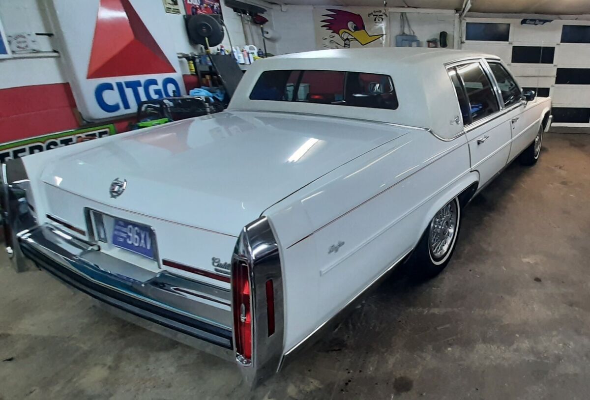 1989 Cadillac Brougham - photo 5
