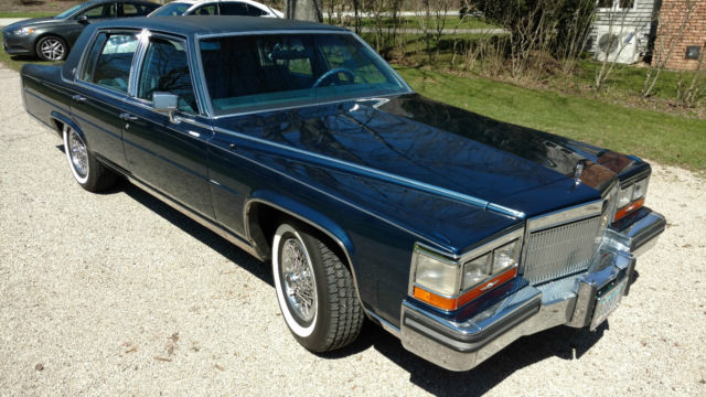 1989 Cadillac Brougham - photo 2