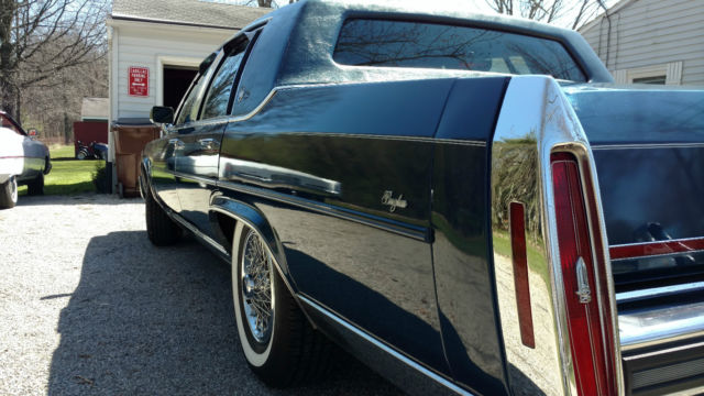 1989 Cadillac Brougham - photo 6