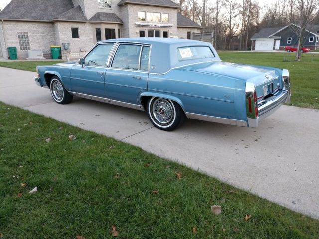 1989 Cadillac Brougham - photo 6