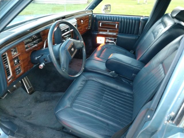 1989 Cadillac Brougham - photo 8