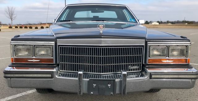 1989 Cadillac Brougham - photo 8