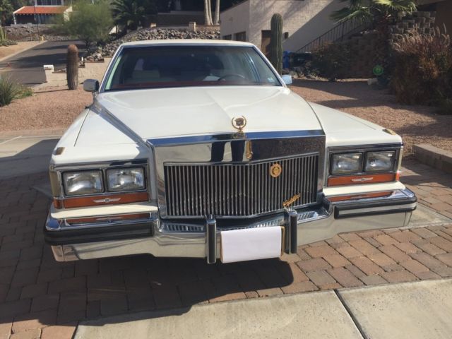 1989 Cadillac Brougham Base Sedan 4-Door